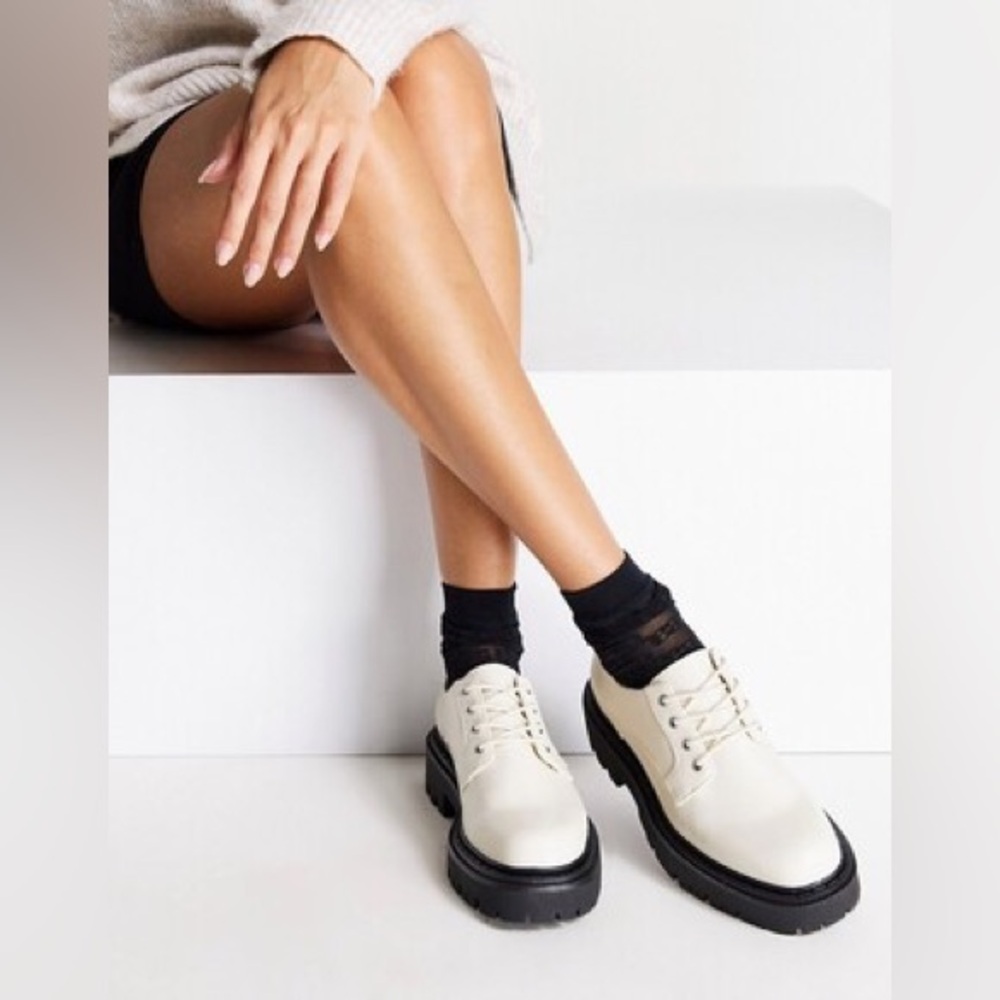 Zara Cream & Black Platform Oxford Shoes – Preloved